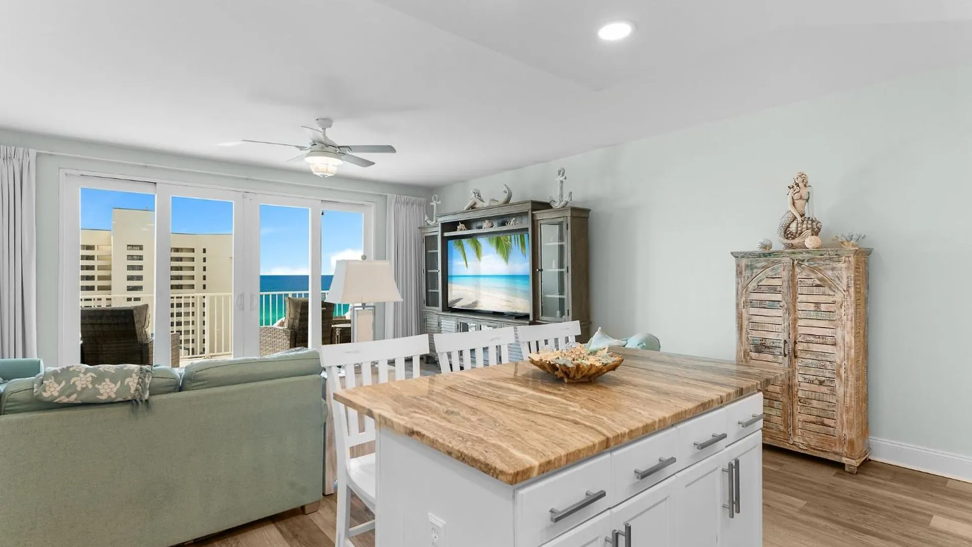 Modern Resort Condo! Gulf Views & Amenities Galore! Presented By Dolce Vita Getaways! بنما سيتي بيتش الولايات المتحدة الأمريكية