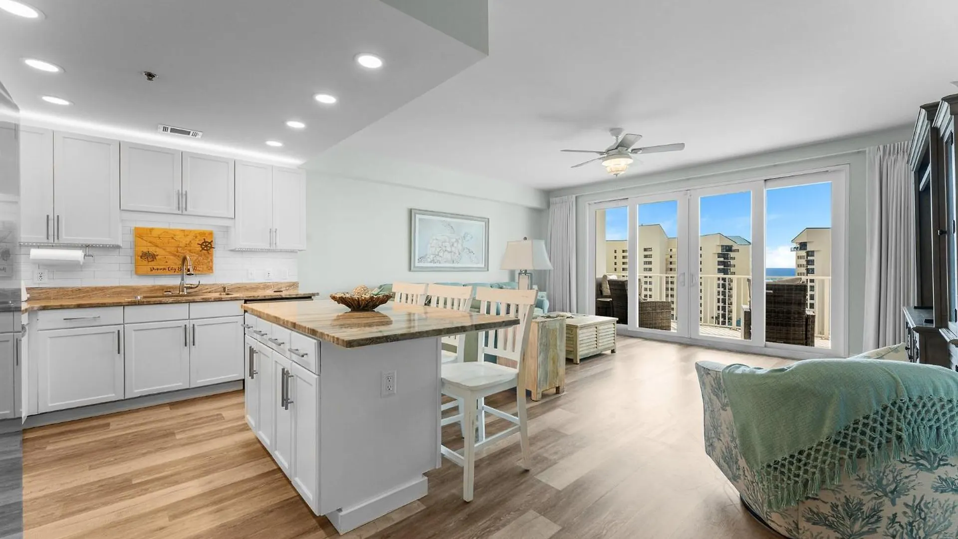 Modern Resort Condo! Gulf Views & Amenities Galore! Presented By Dolce Vita Getaways! بنما سيتي بيتش